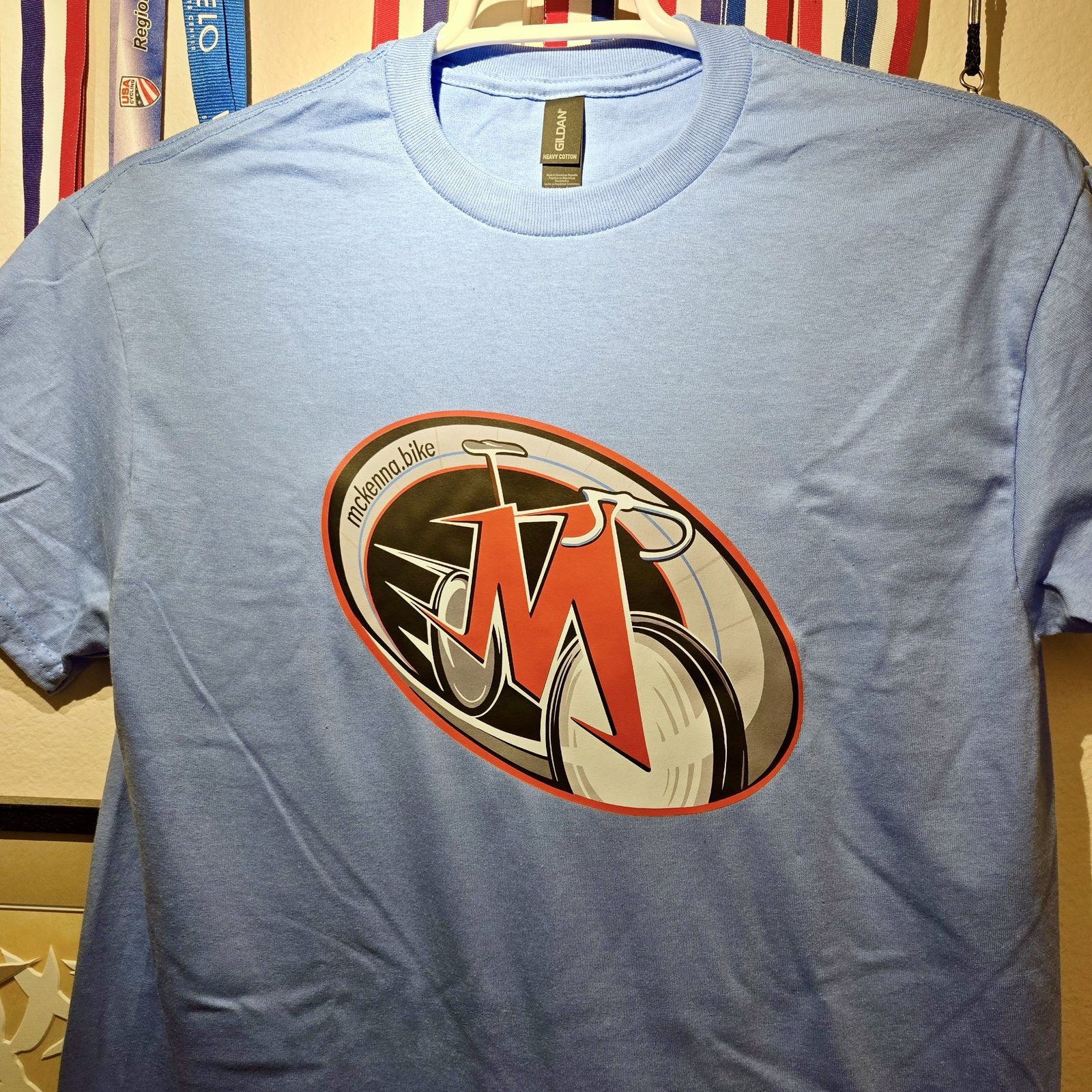 McKenna T-shirt with M logo